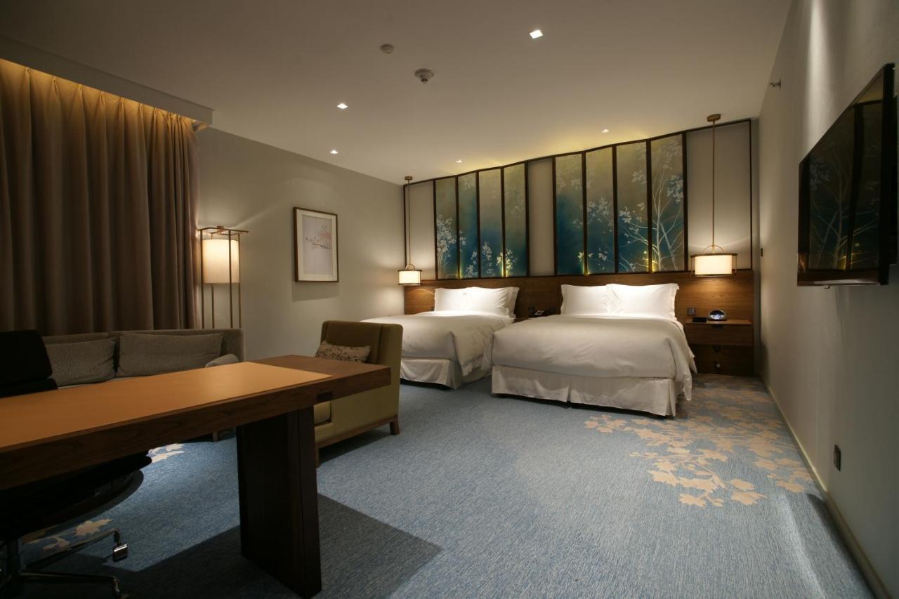 Hualuxe Twelve At Hengshan ホテル