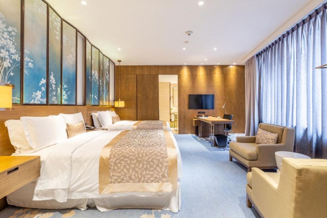 Hualuxe Twelve At Hengshan 5*